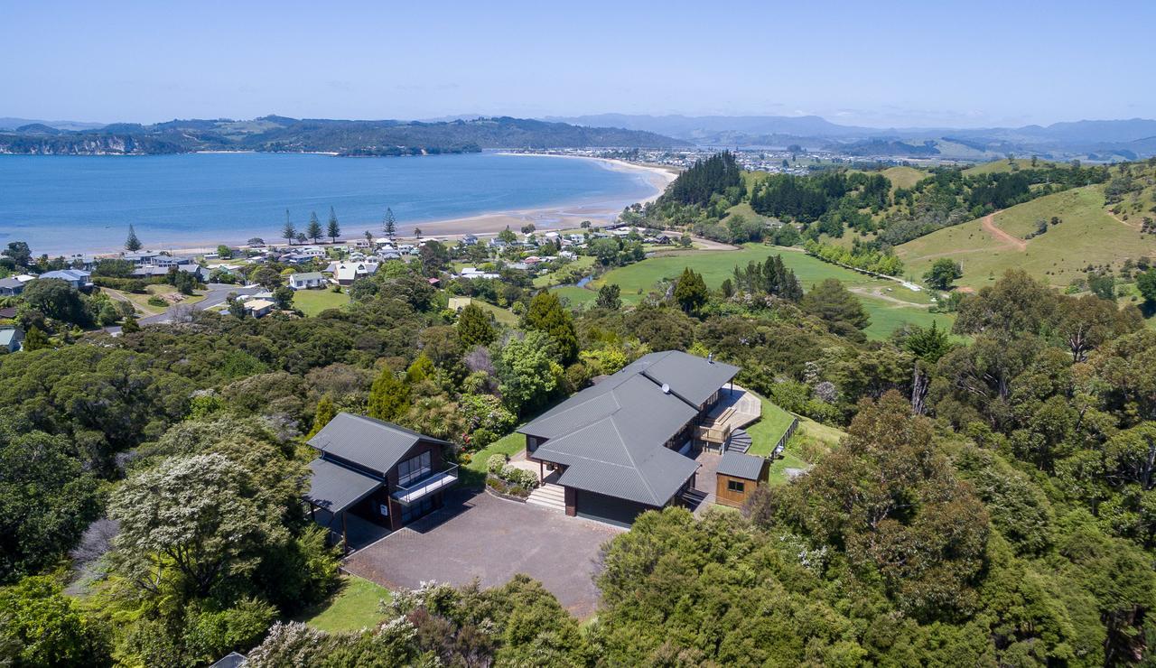 Treetops Cottage At The Castle Whitianga Exterior photo